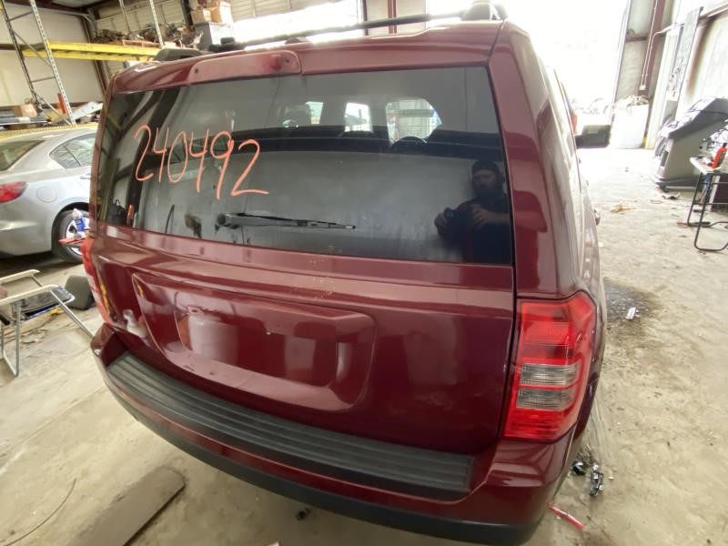Vehicle/103411_03.jpg