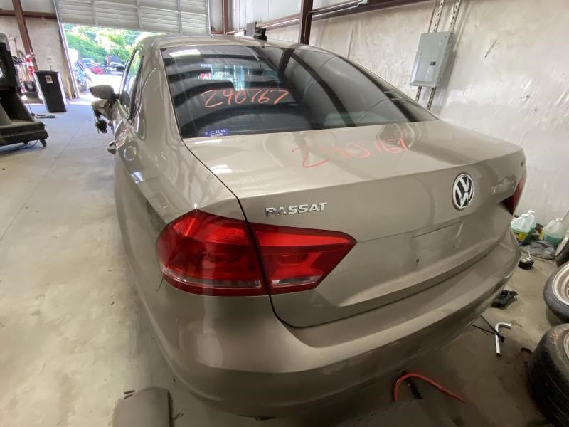 Vehicle/106564_02.jpg