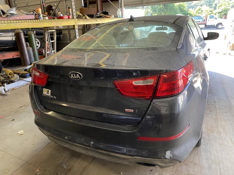 Vehicle/108938_03.jpg