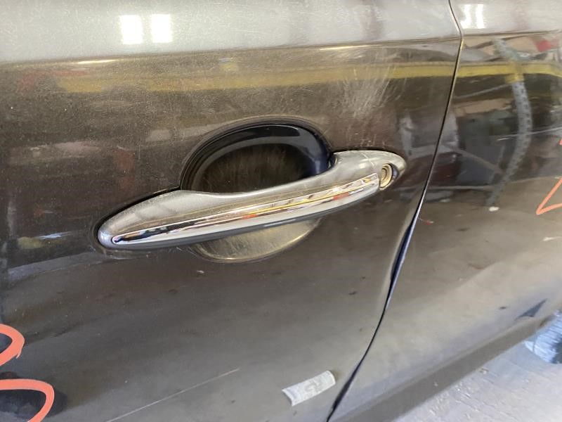 Vehicle/108938_09.jpg