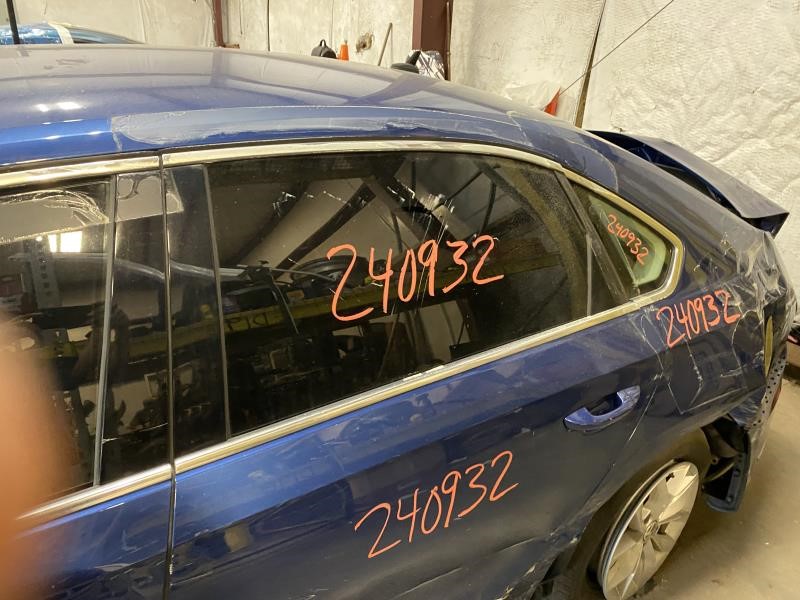 Vehicle/109169_09.jpg
