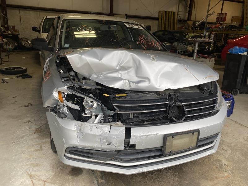 Vehicle/110344_04.jpg