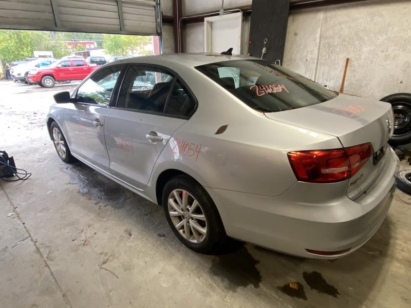Vehicle/110344_09.jpg