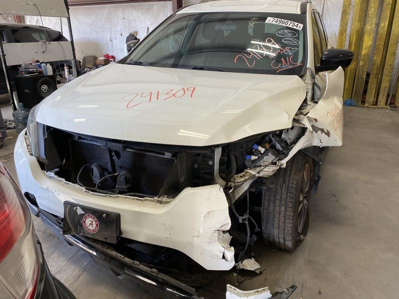 Vehicle/112520_01.jpg