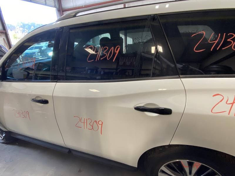 Vehicle/112520_07.jpg