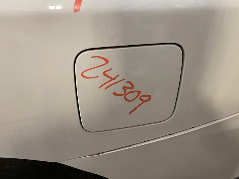 Vehicle/112520_08.jpg