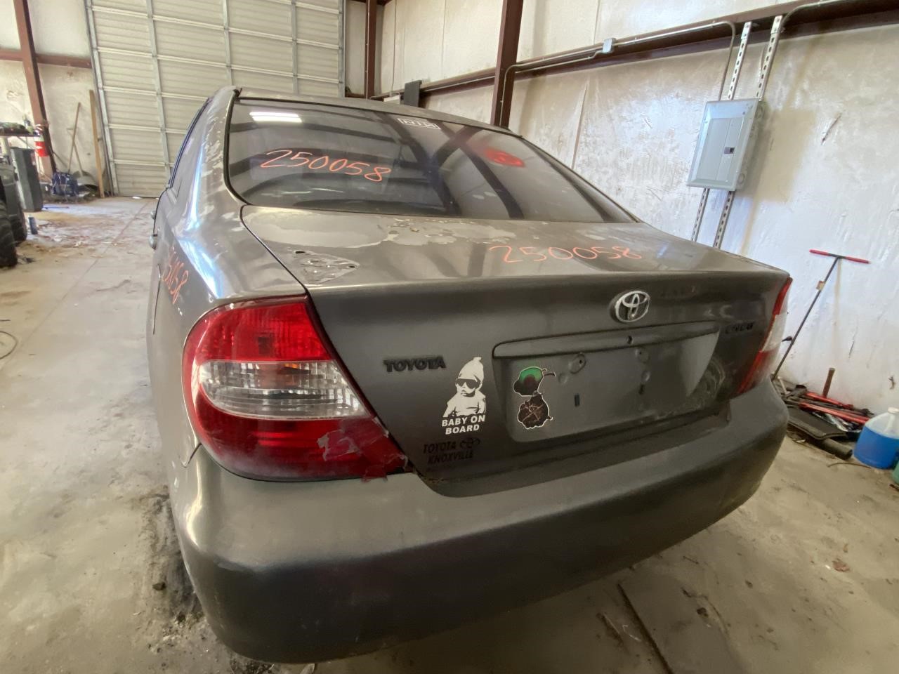 Vehicle/114705_02.jpg