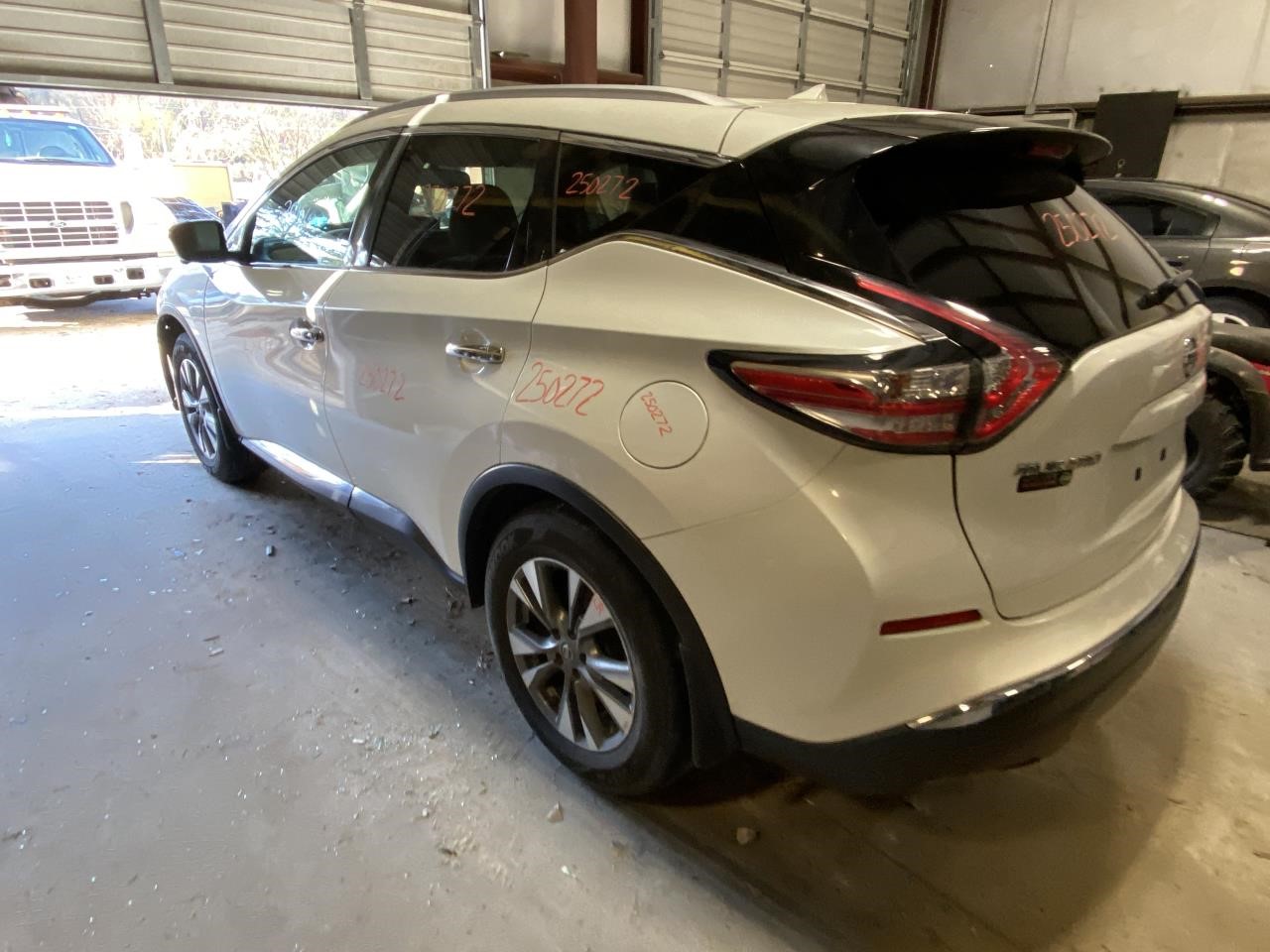 Vehicle/117265_10.jpg