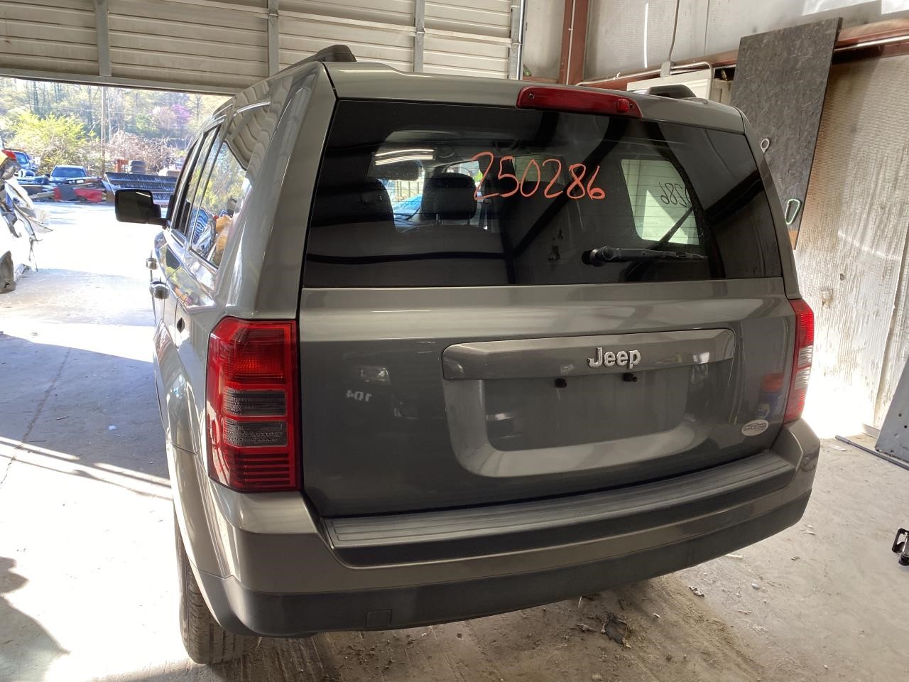 Vehicle/117407_02.jpg