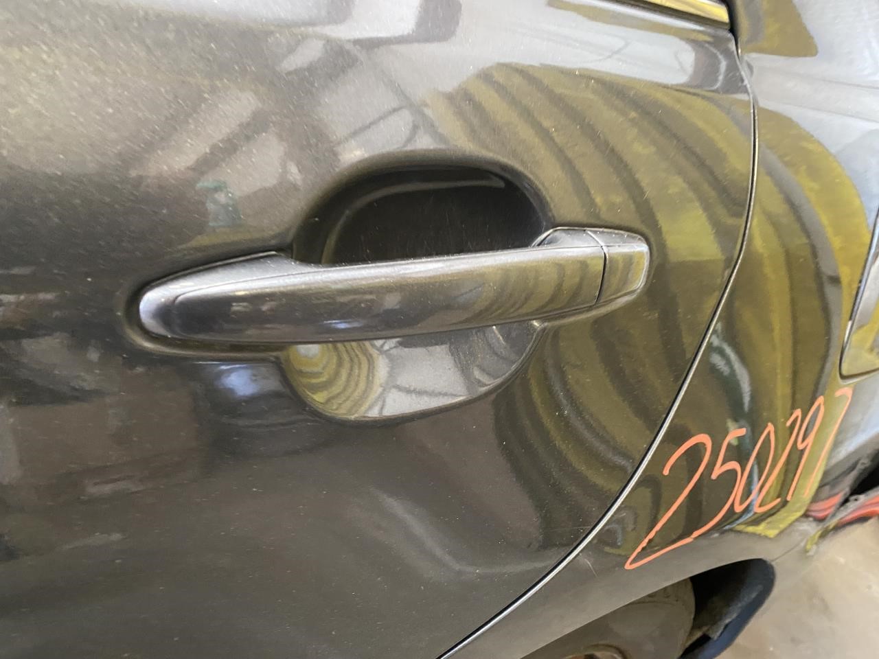 Vehicle/117518_12.jpg