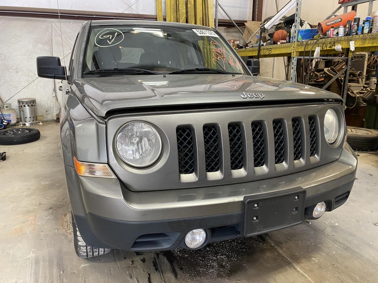 Vehicle/120285_04.jpg