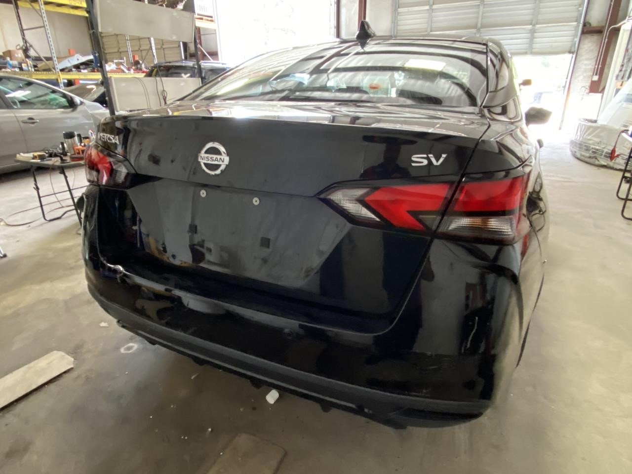 Vehicle/120794_03.jpg