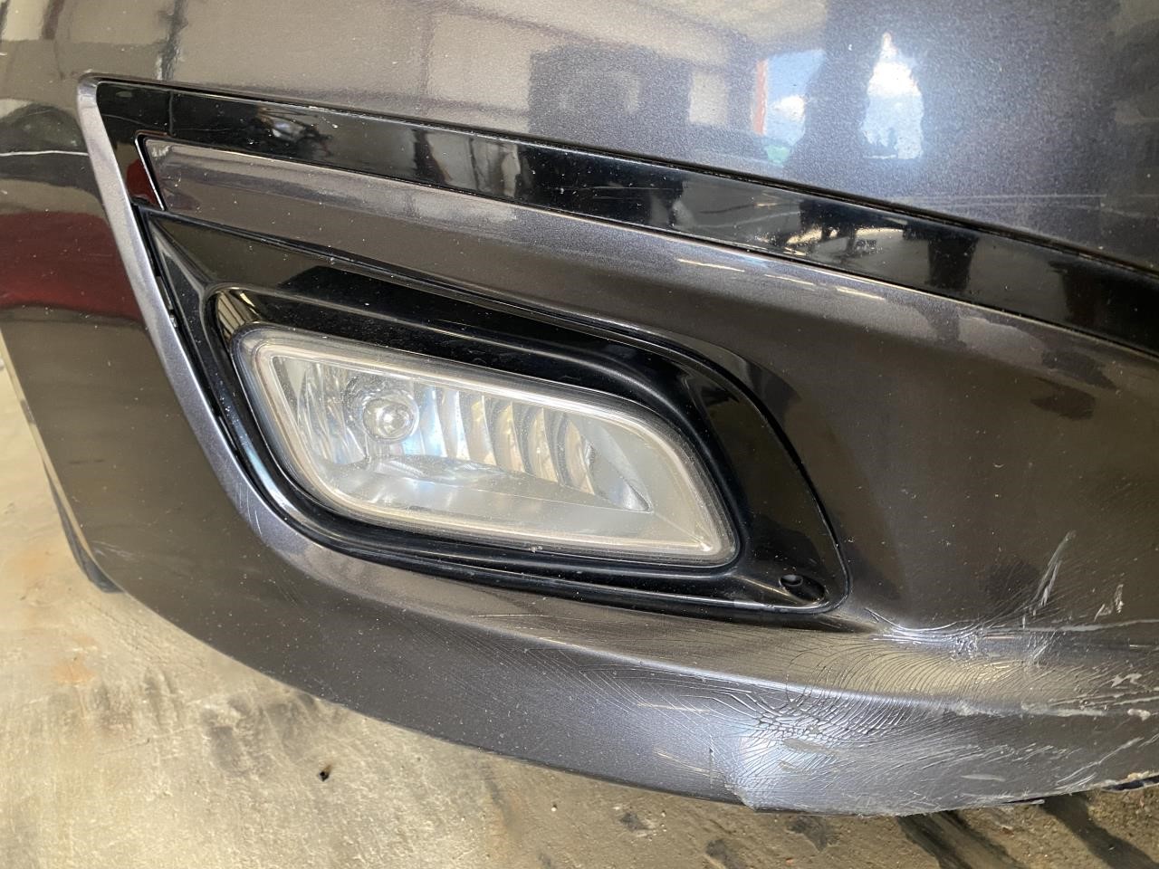 Vehicle/120964_08.jpg