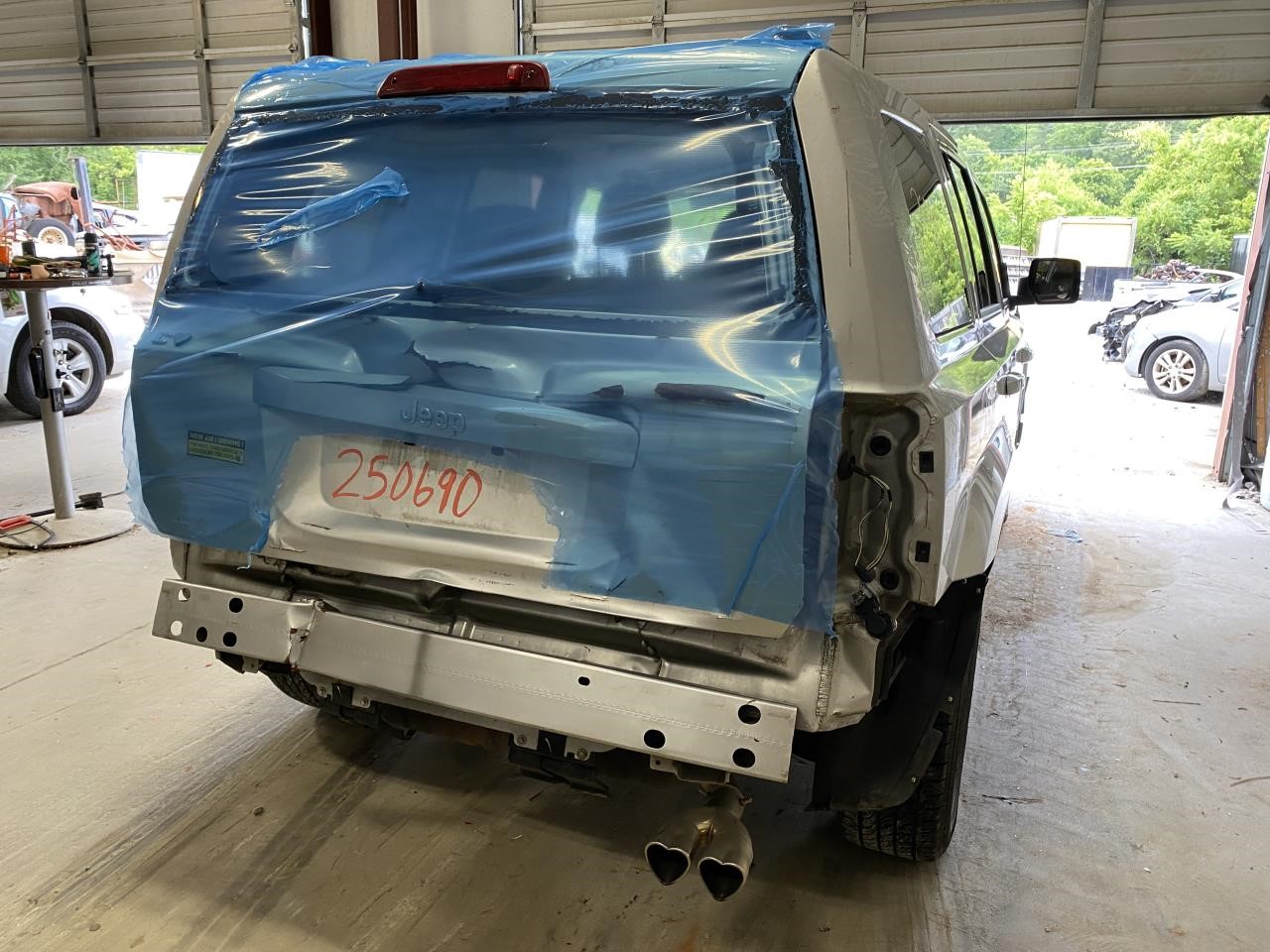 Vehicle/120972_03.jpg