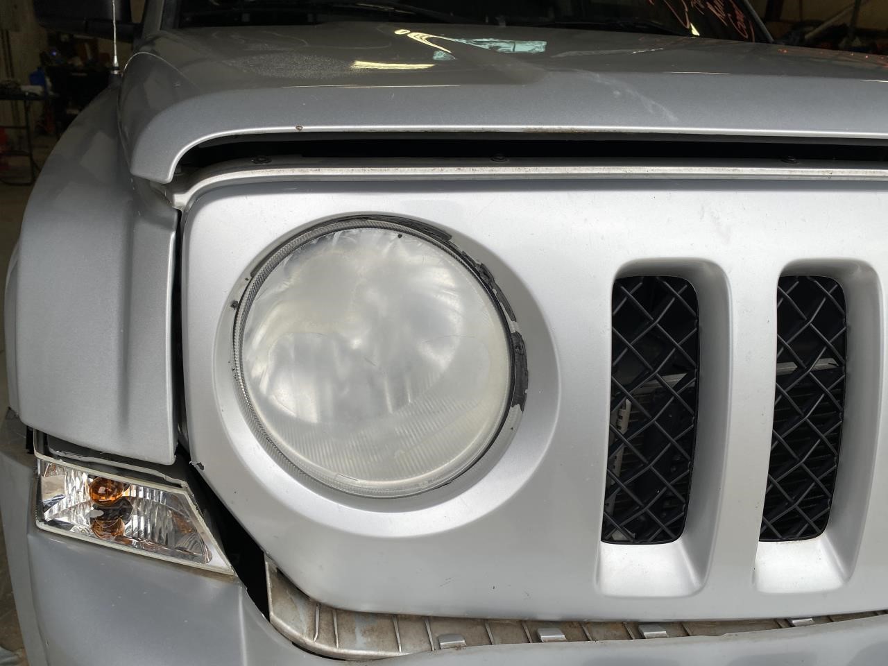 Vehicle/120972_07.jpg