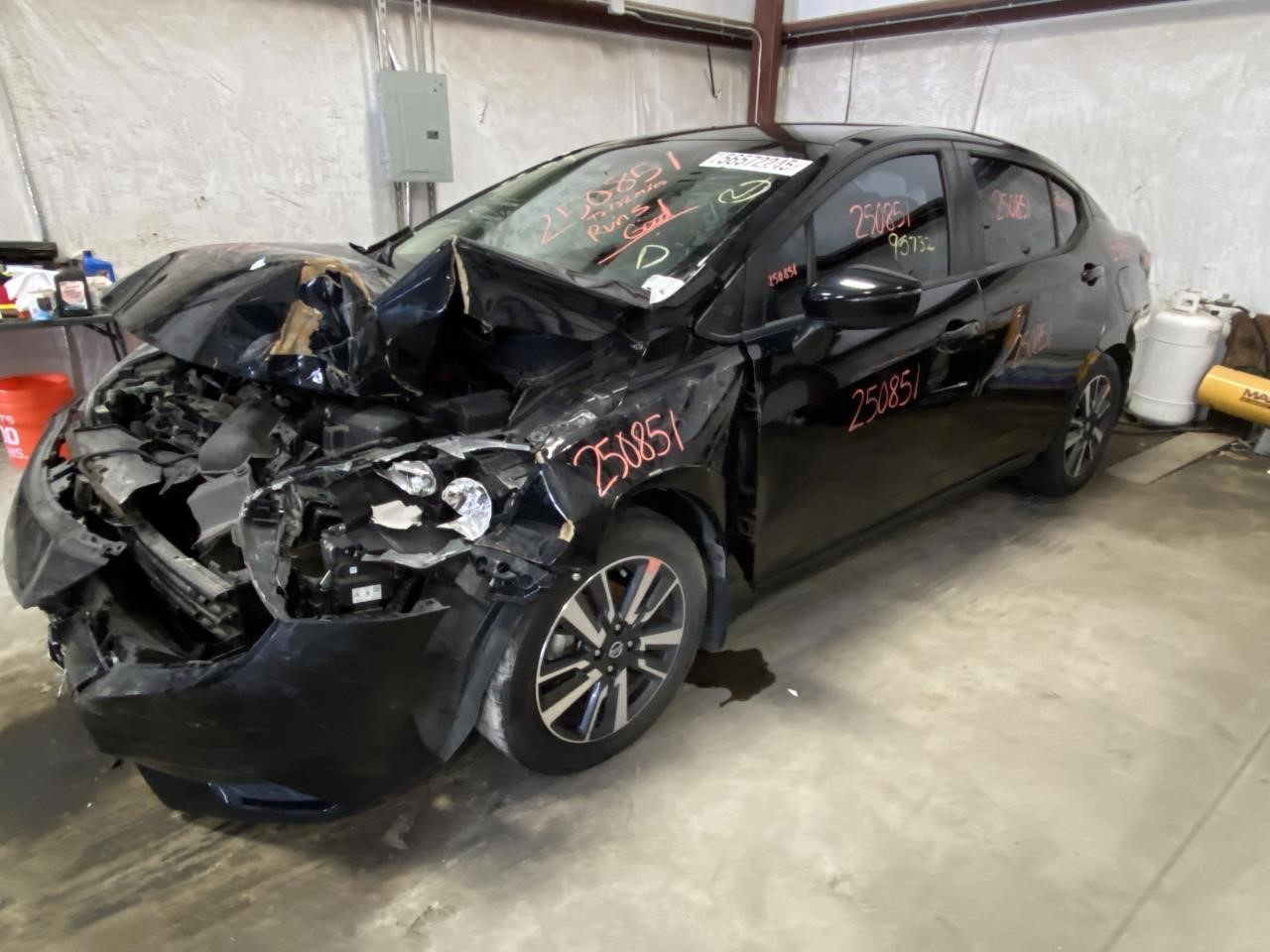 Vehicle/122262_06.jpg