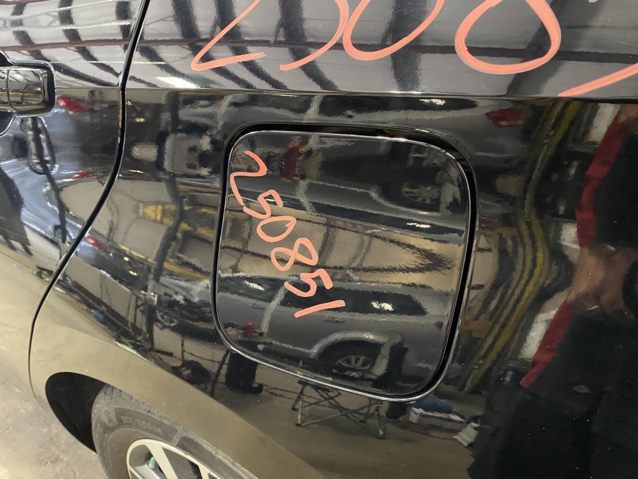 Vehicle/122262_10.jpg