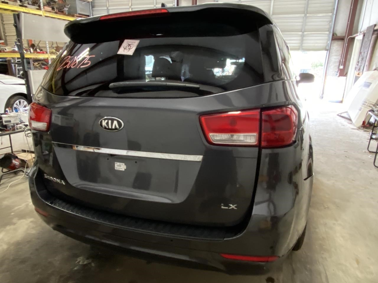 Vehicle/122431_03.jpg