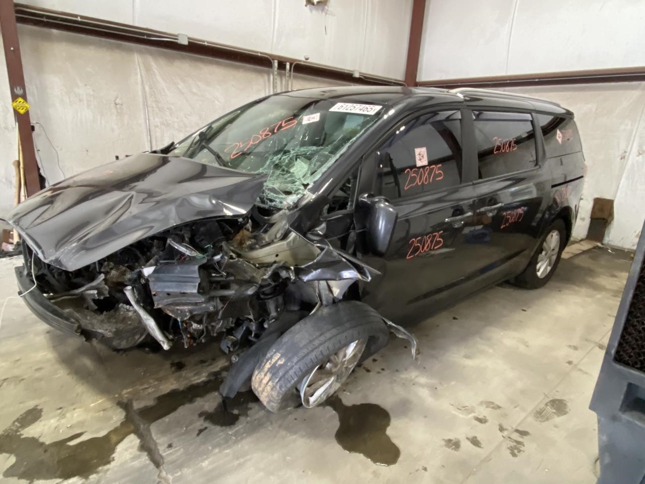 Vehicle/122431_05.jpg