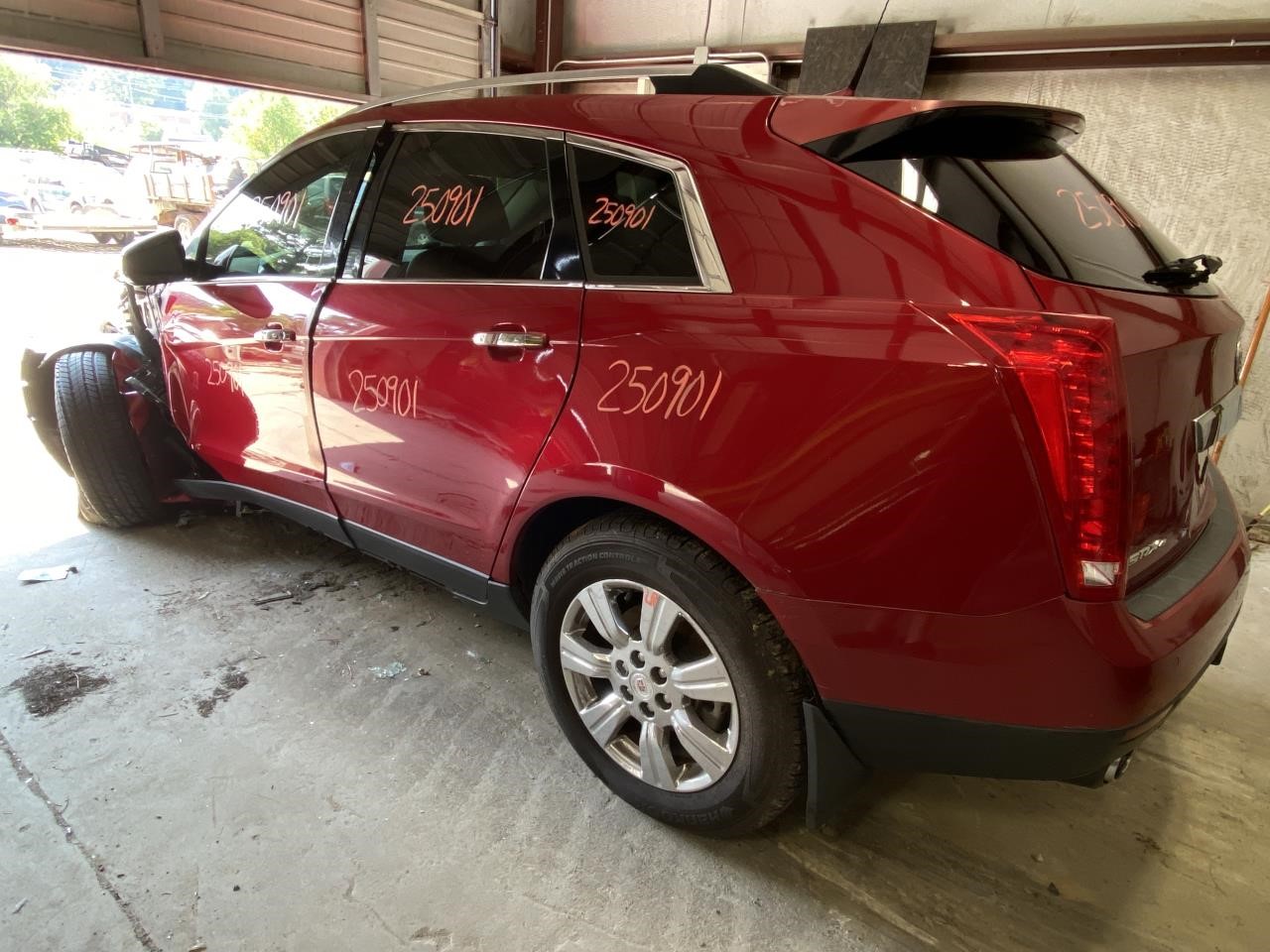Vehicle/122704_12.jpg