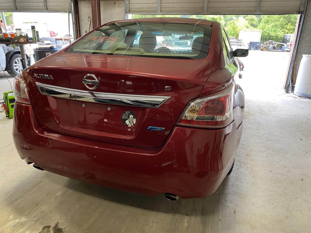 Vehicle/122777_03.jpg