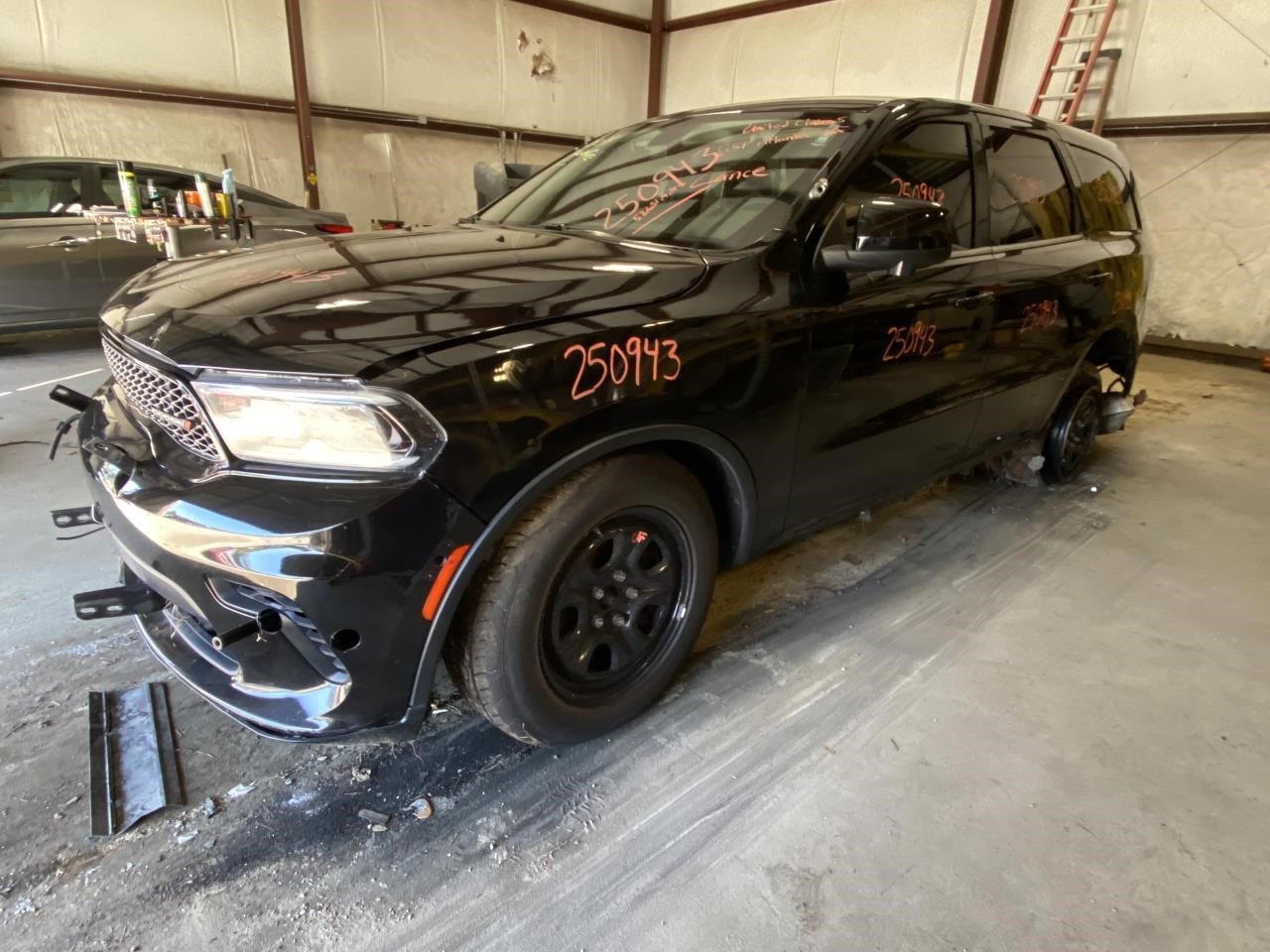 Vehicle/123134_07.jpg