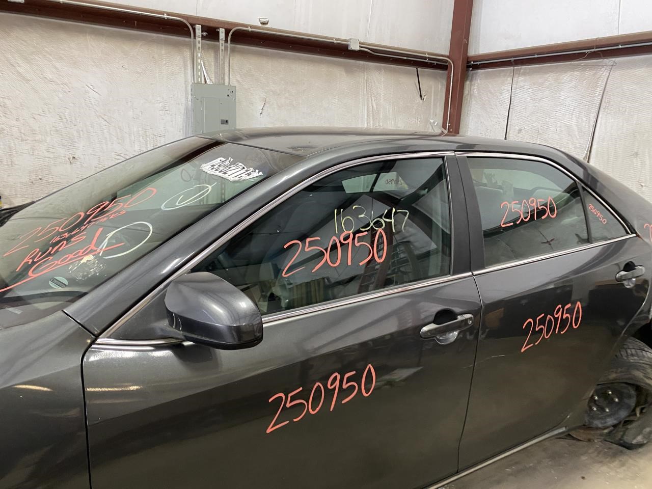 Vehicle/123142_12.jpg