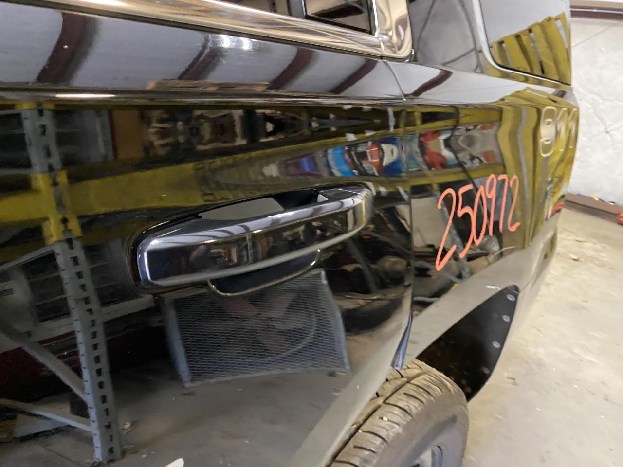 Vehicle/123342_10.jpg