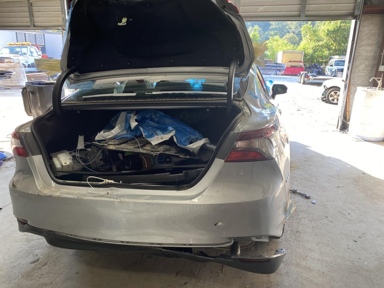 Vehicle/124307_03.jpg