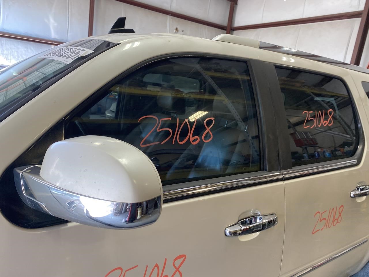 Vehicle/124356_12.jpg
