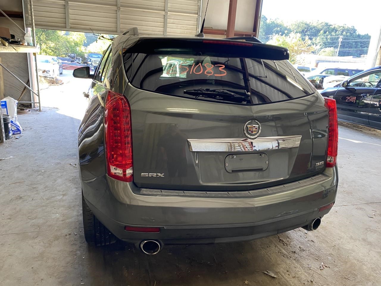 Vehicle/124588_02.jpg