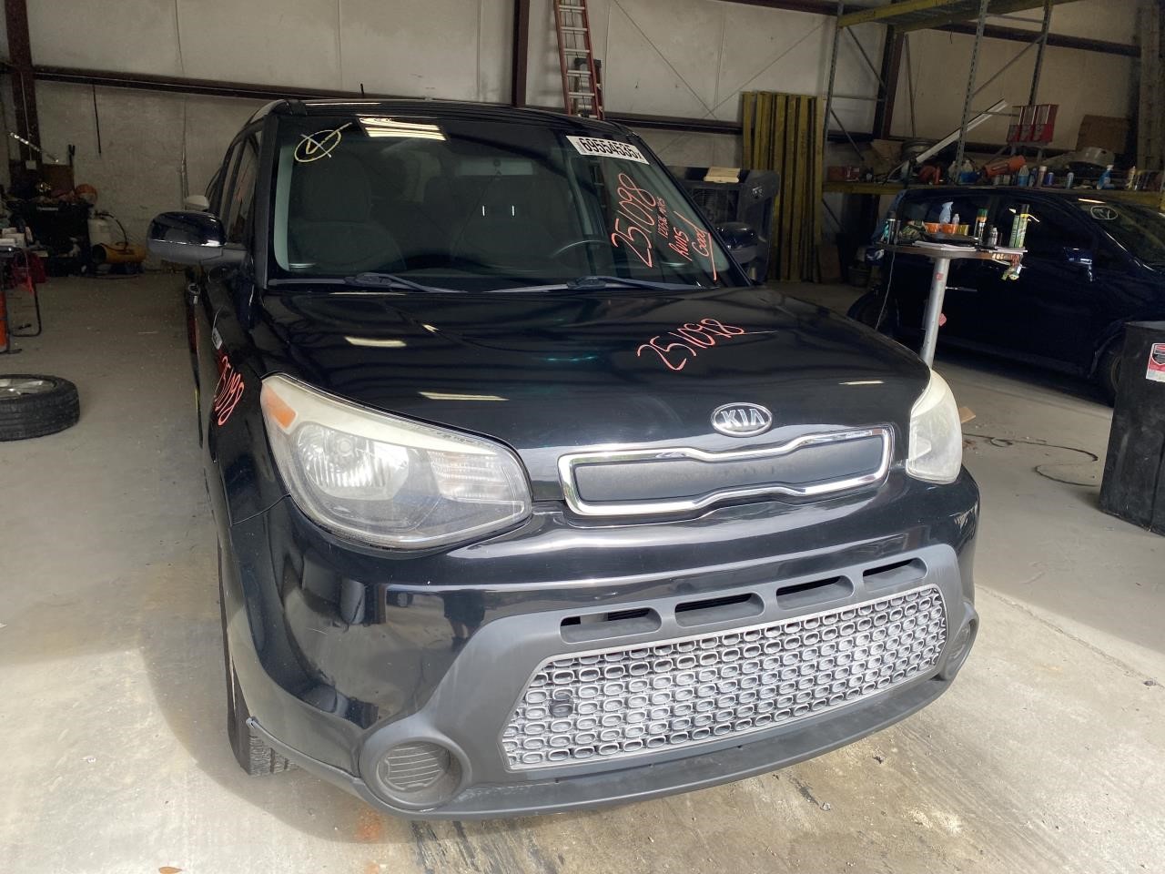 Vehicle/124649_04.jpg
