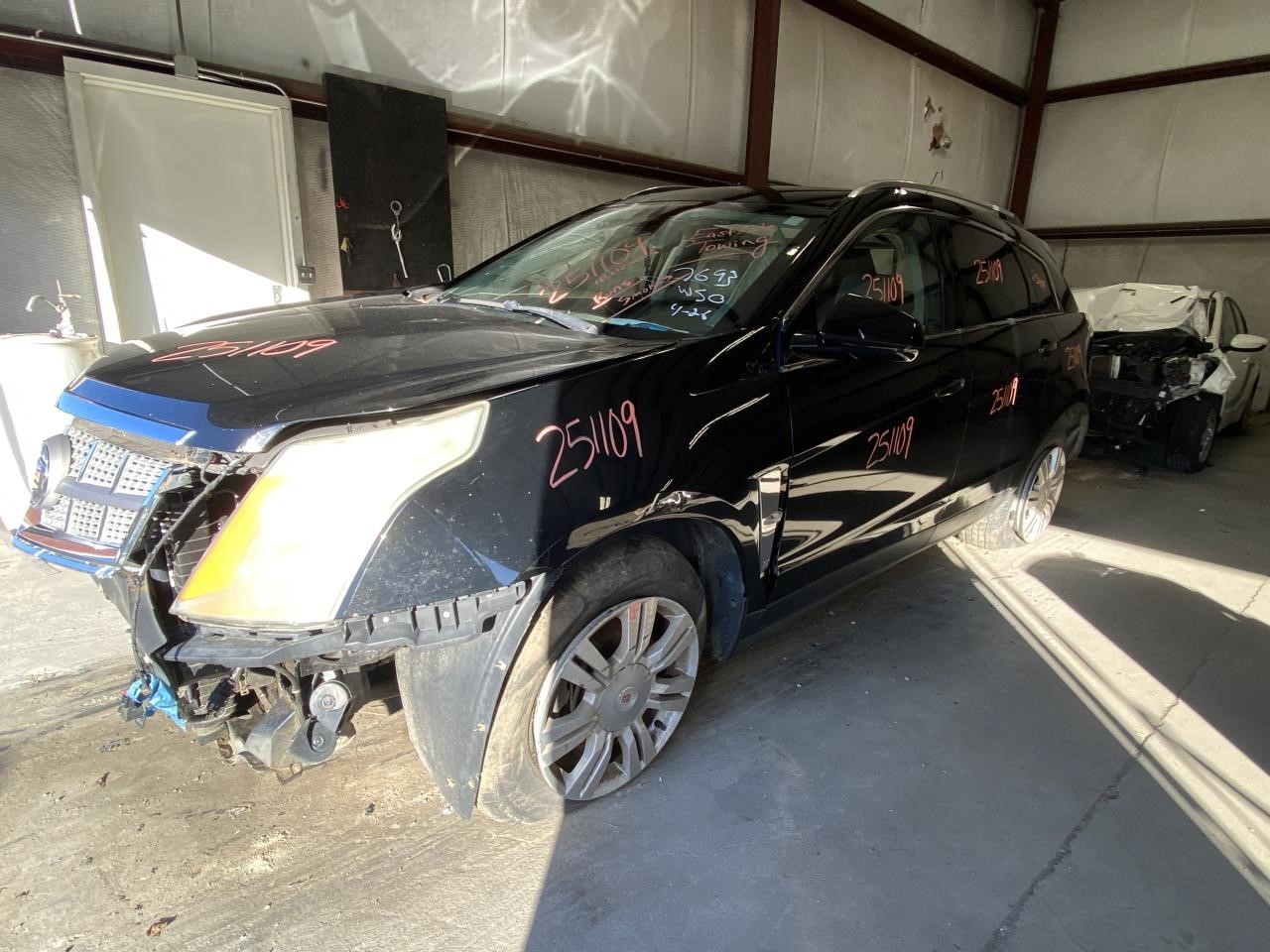 Vehicle/124704_06.jpg
