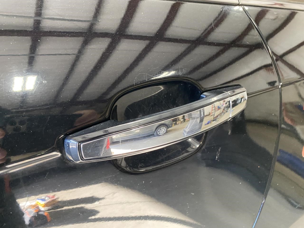 Vehicle/124704_09.jpg