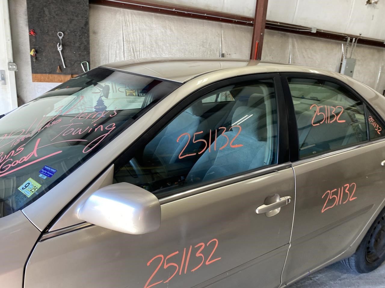 Vehicle/124989_06.jpg