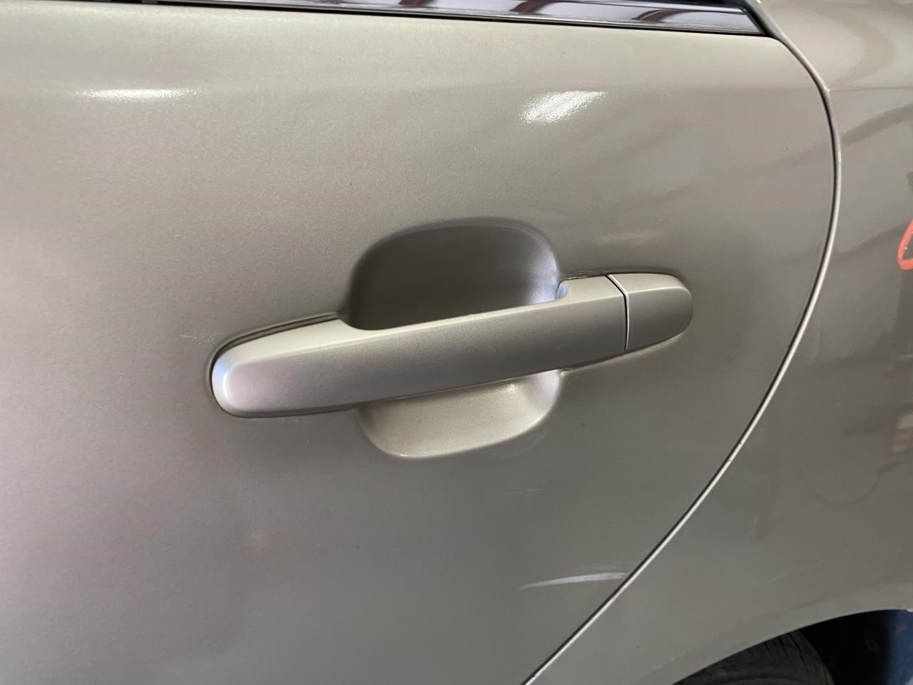 Vehicle/124989_09.jpg