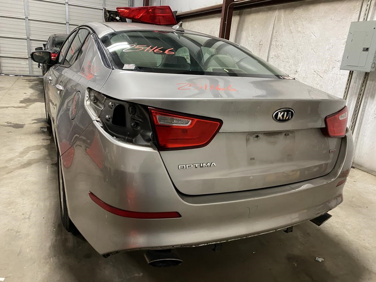 Vehicle/125597_02.jpg