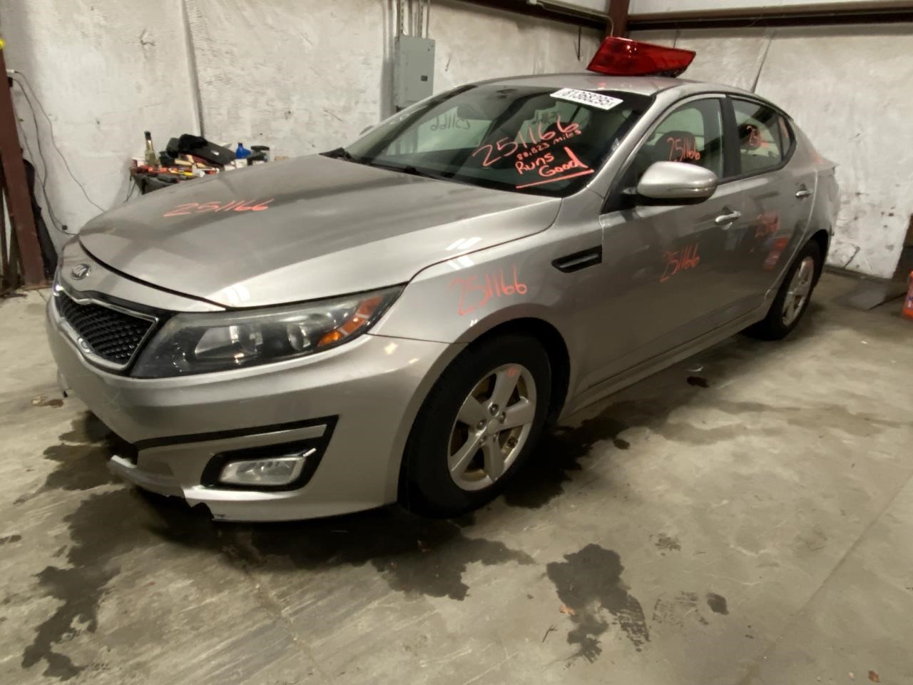 Vehicle/125597_11.jpg