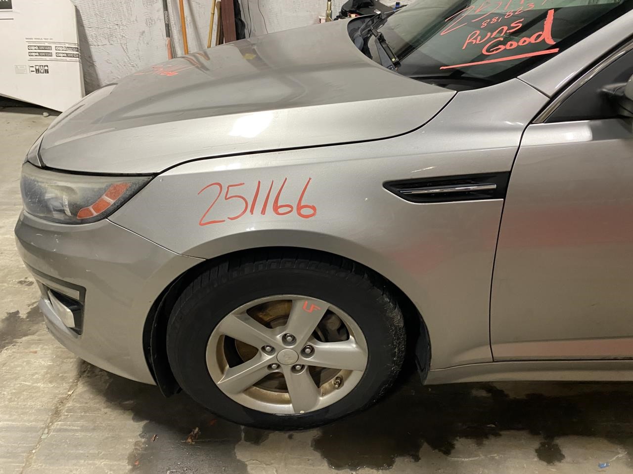 Vehicle/125597_12.jpg