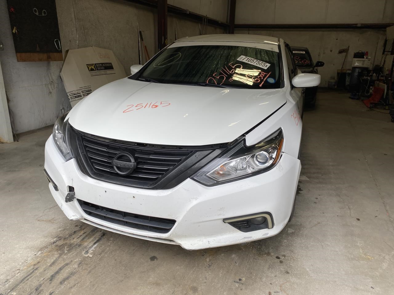Vehicle/125598_01.jpg