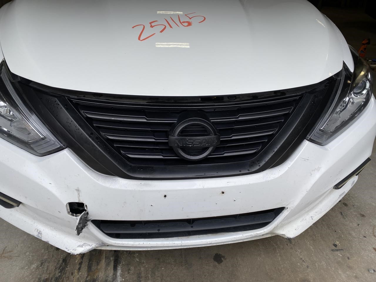 Vehicle/125598_06.jpg