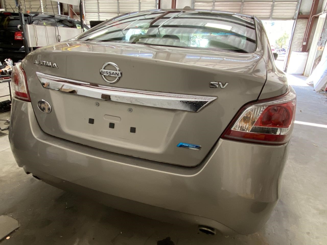 Vehicle/125700_03.jpg