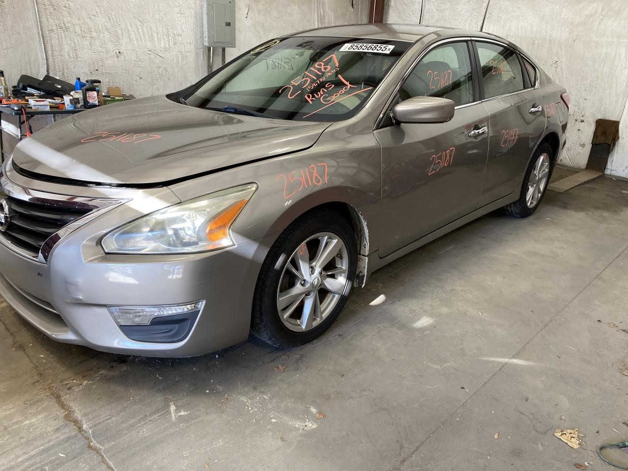 Vehicle/125700_08.jpg