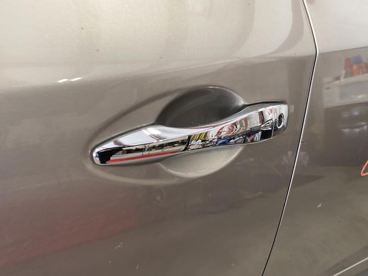 Vehicle/125700_11.jpg