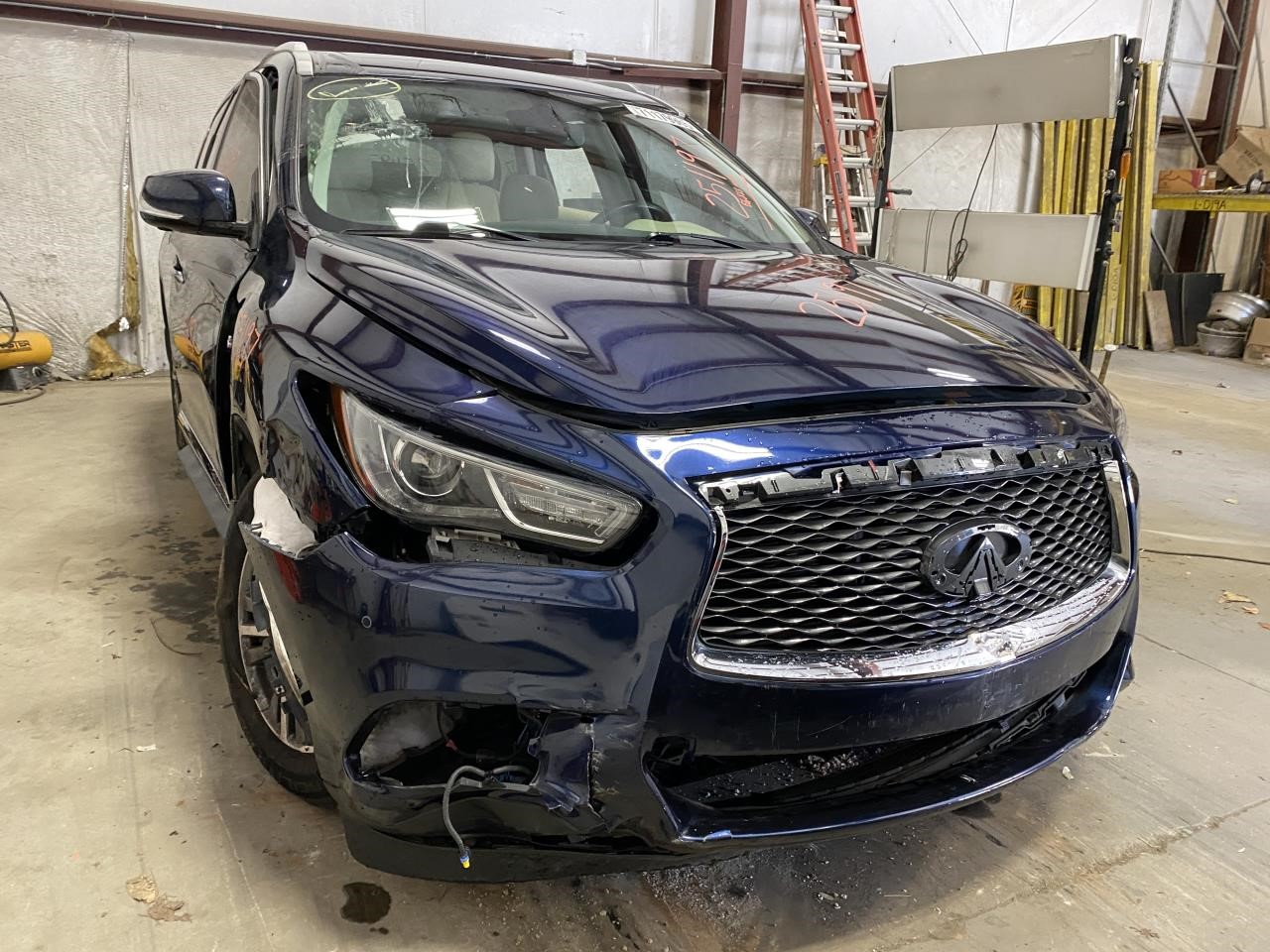 Vehicle/125808_04.jpg