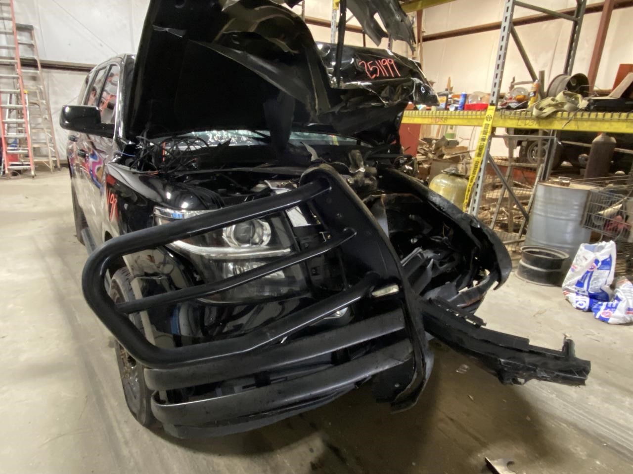 Vehicle/125896_04.jpg