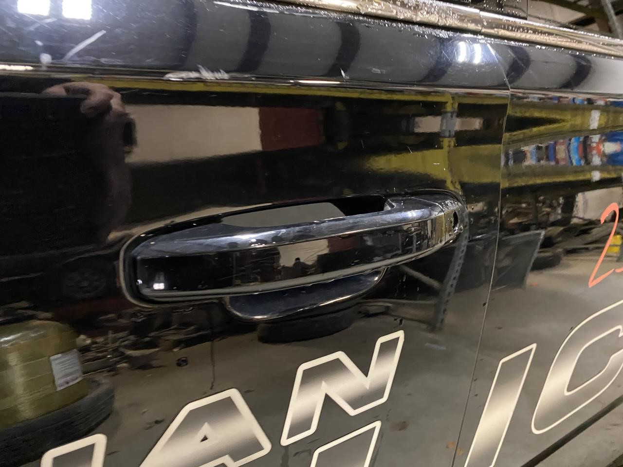 Vehicle/125896_08.jpg