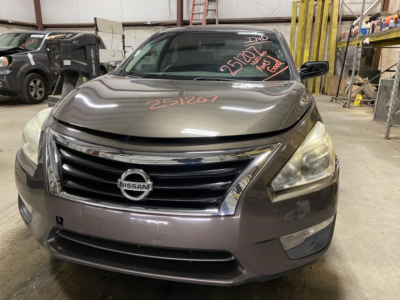 Vehicle/126032_01.jpg