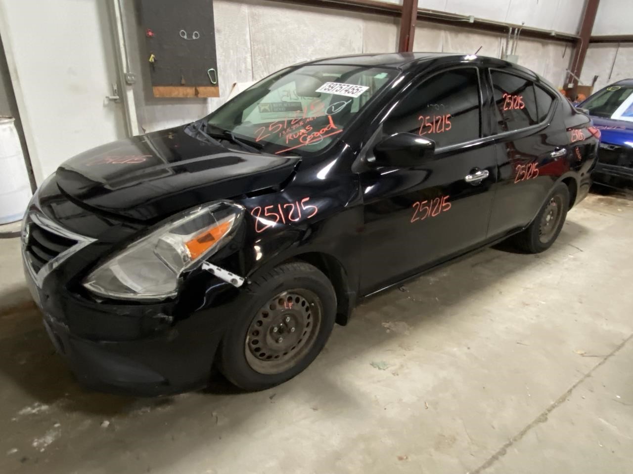Vehicle/126042_06.jpg