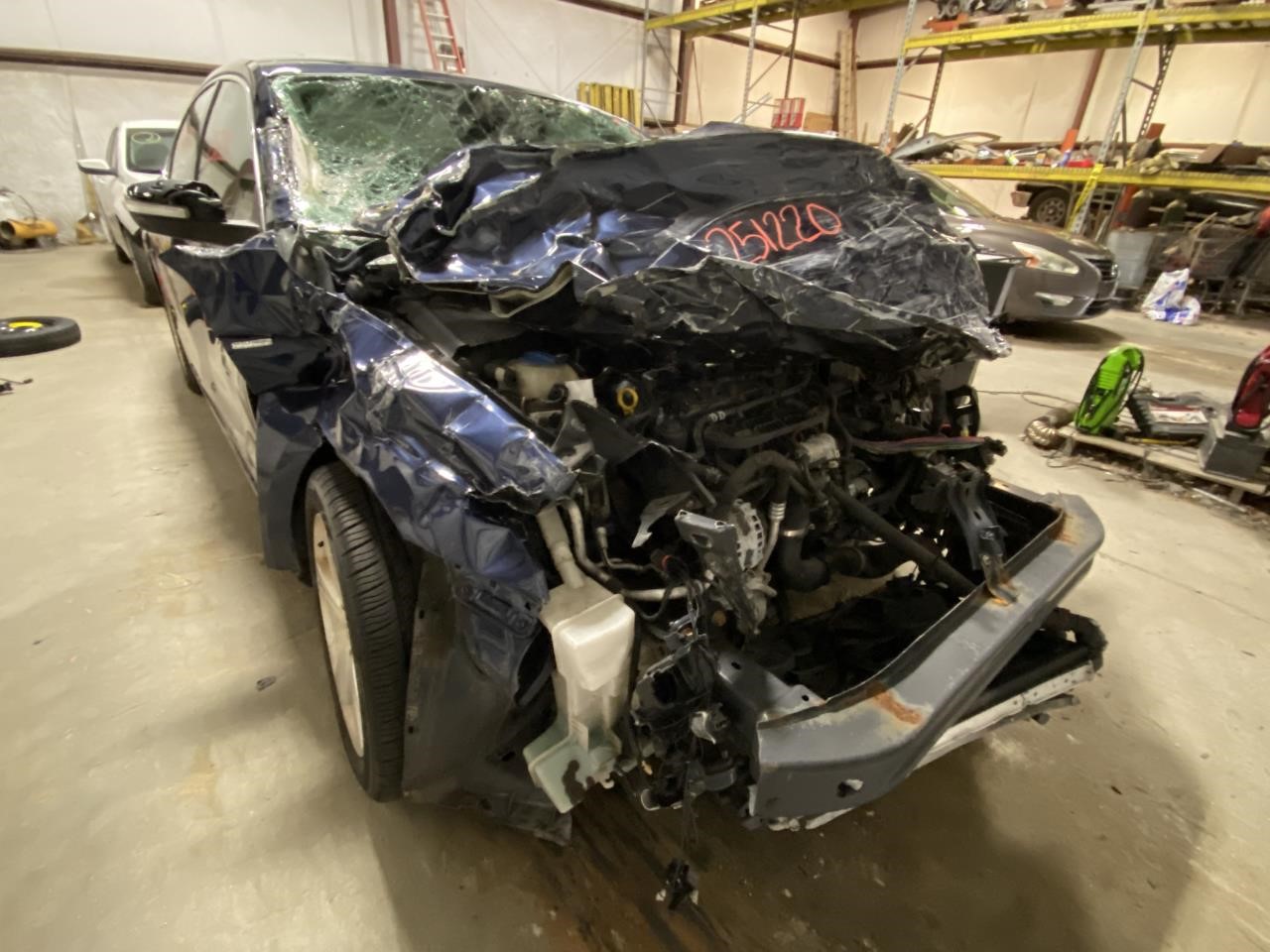 Vehicle/126047_04.jpg